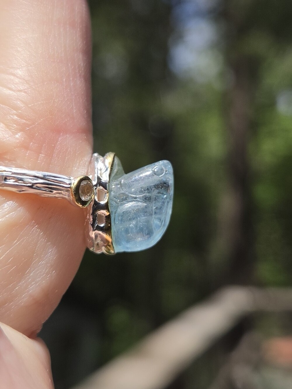 Aquamarine 4k Natural Bunny Carved Topaz Sterling & Gold Ring Sz7.5 - Picture 6 of 11